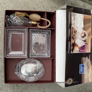 Vintage France 3pc Vanity Set